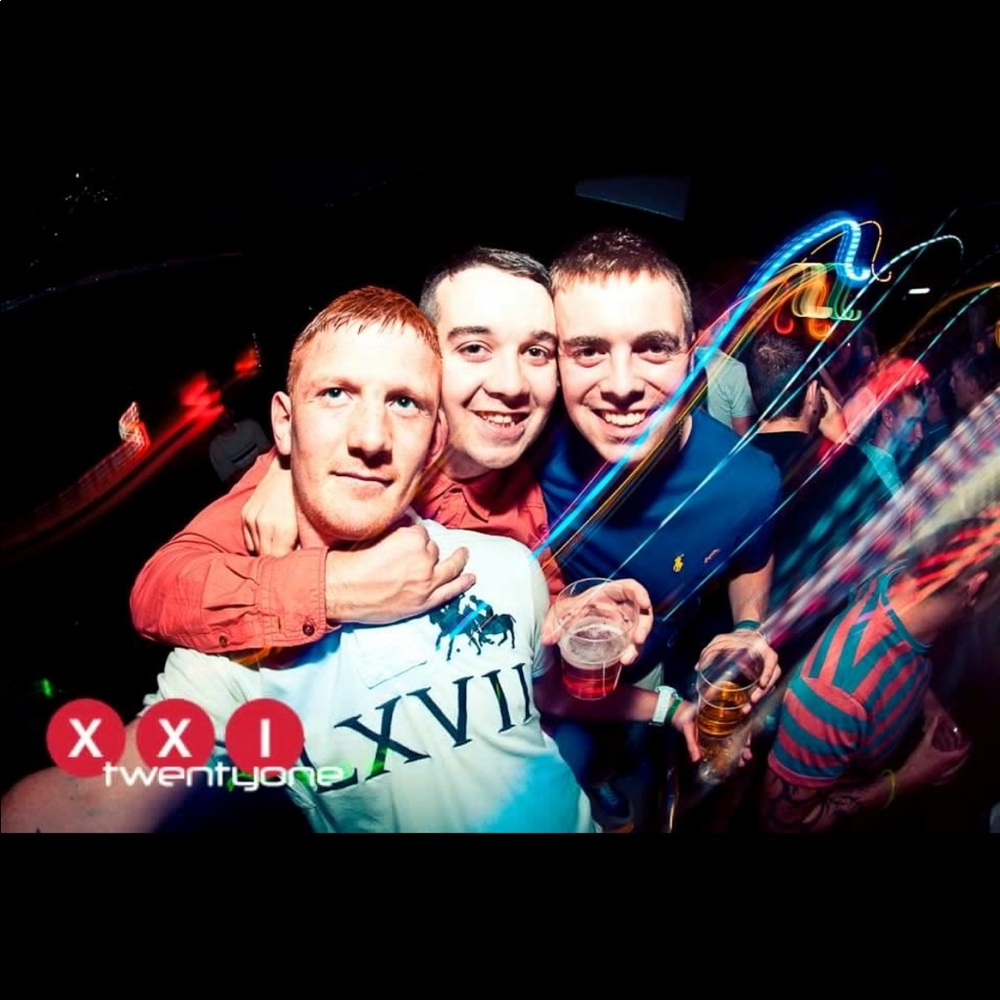 Meet your Posher, Adam